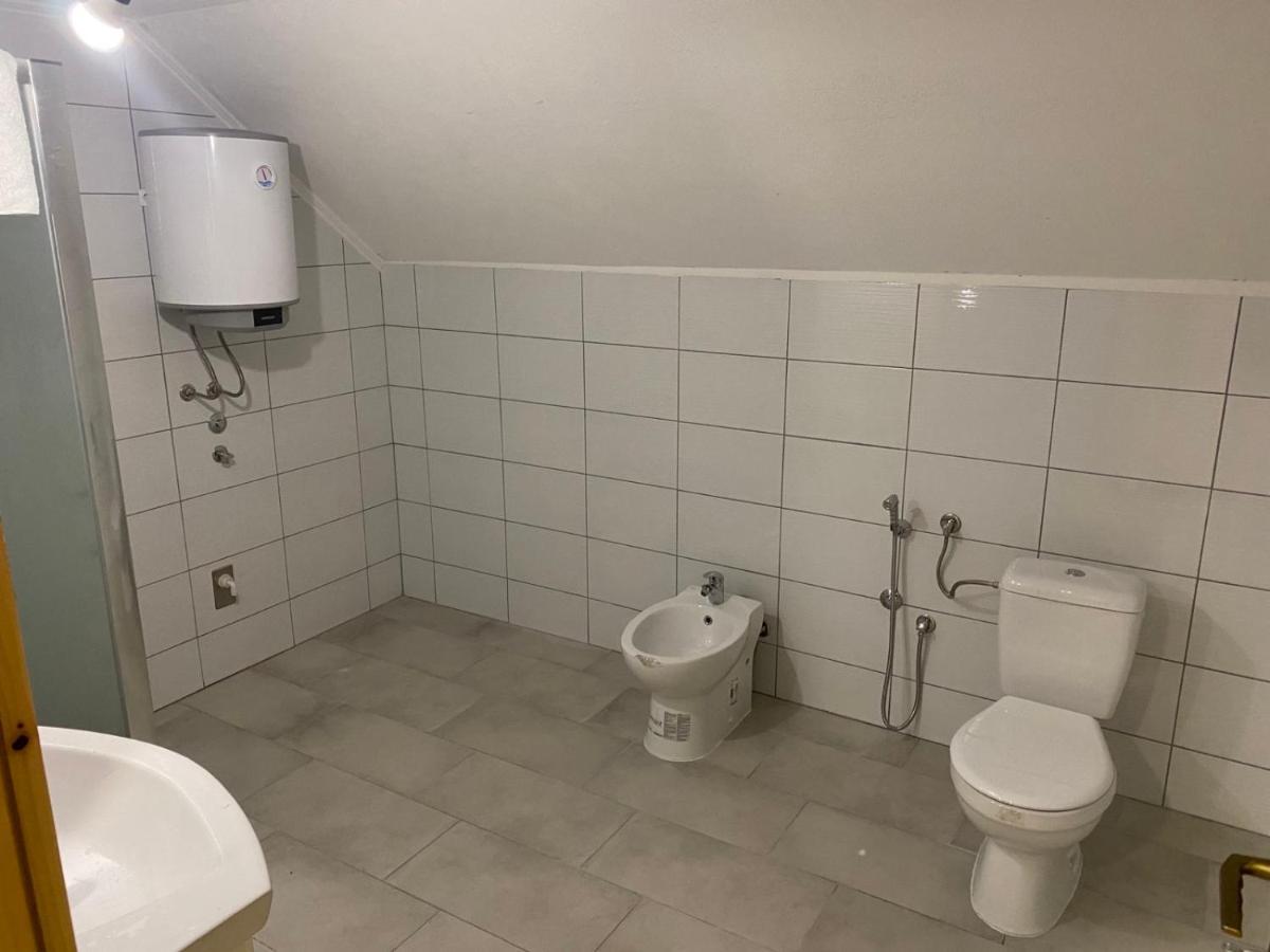 Amar Apartmani, Jajce Buitenkant foto
