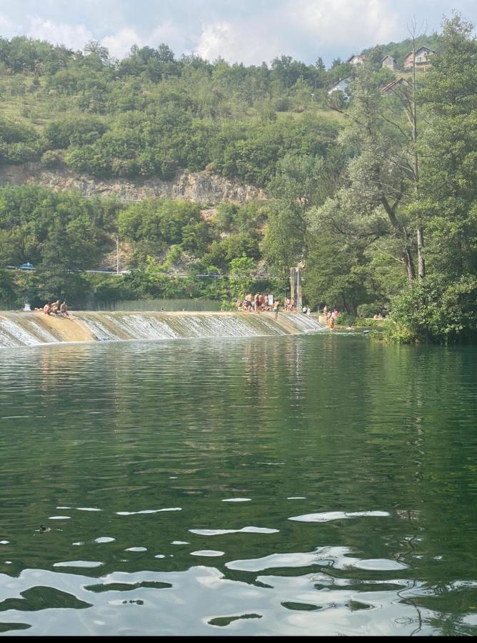 Amar Apartmani, Jajce Buitenkant foto